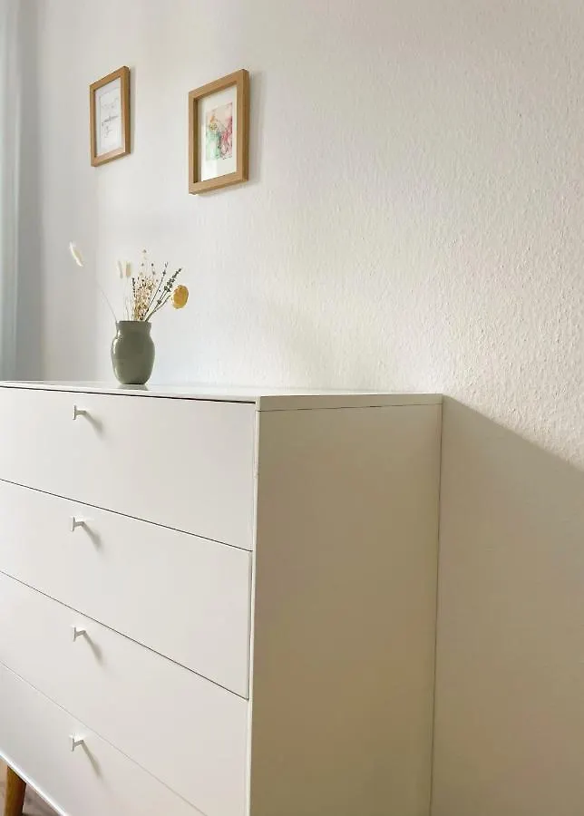 Ruhige 3 Zimmer Wohnung Gut Angebunden Düsseldorf Deutschland