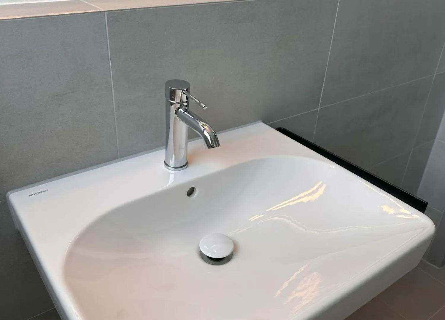 Ruhige 3 Zimmer Wohnung Gut Angebunden Düsseldorf 0*,  Deutschland